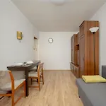 Apartamento 10th Floor With A View In By Renters Breslavia